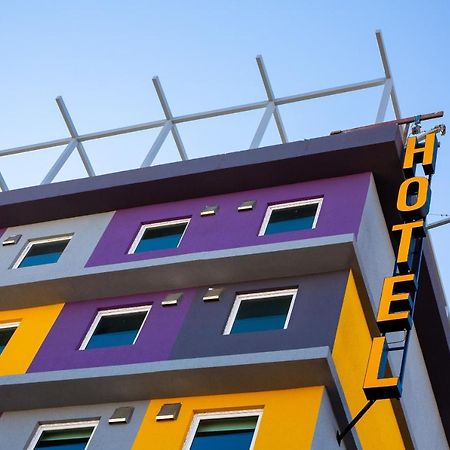 Hotel Modular Express 칼라마 외부 사진