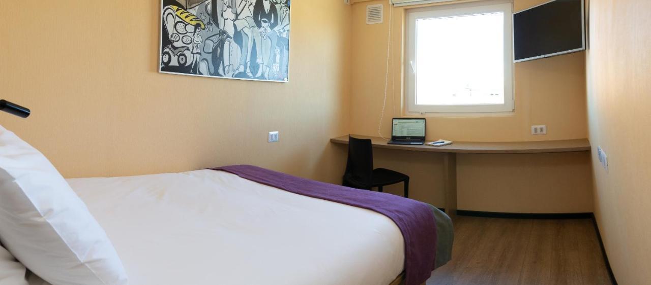 Hotel Modular Express 칼라마 외부 사진